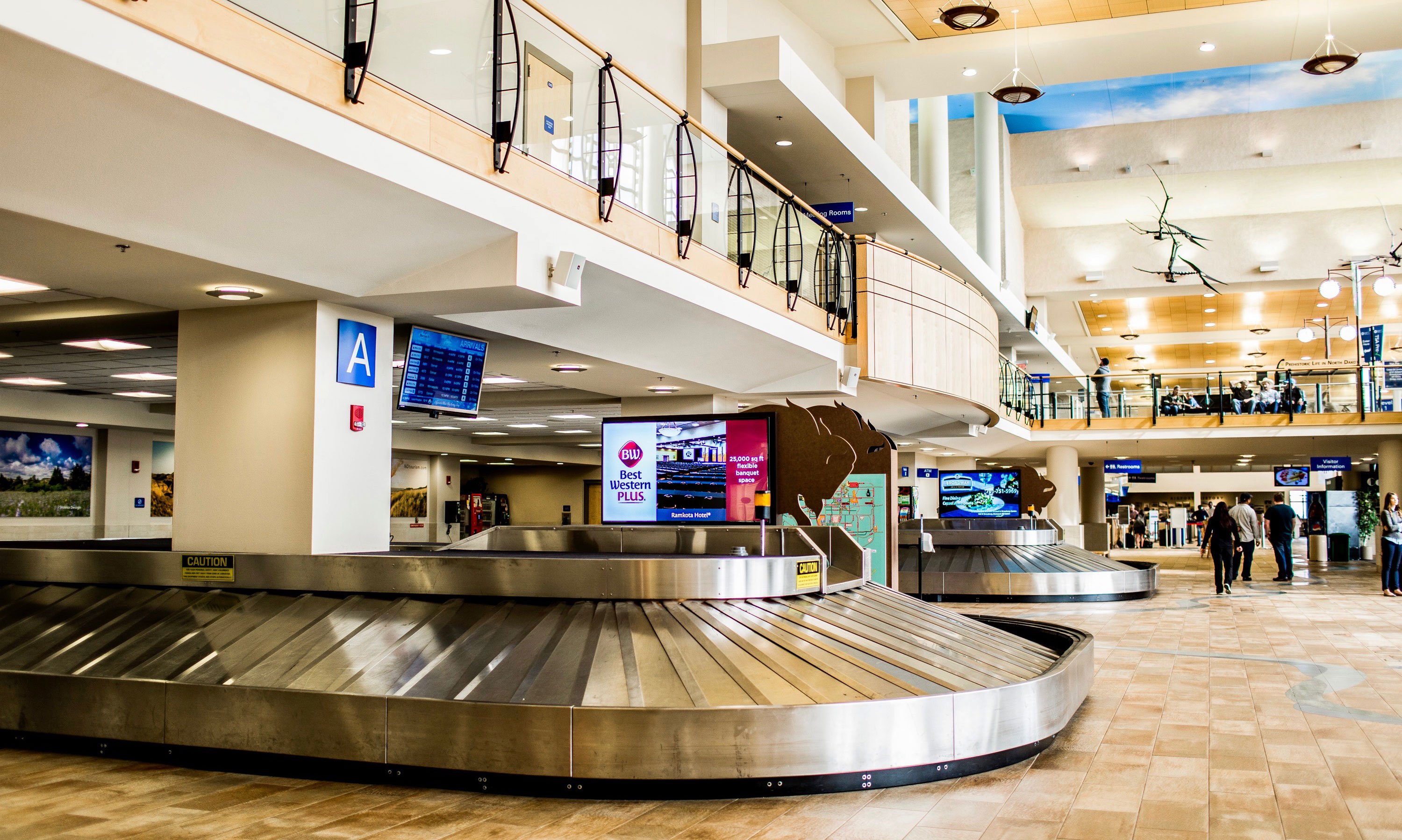 Clear Channel Airports - Bismarck Municipal Airport