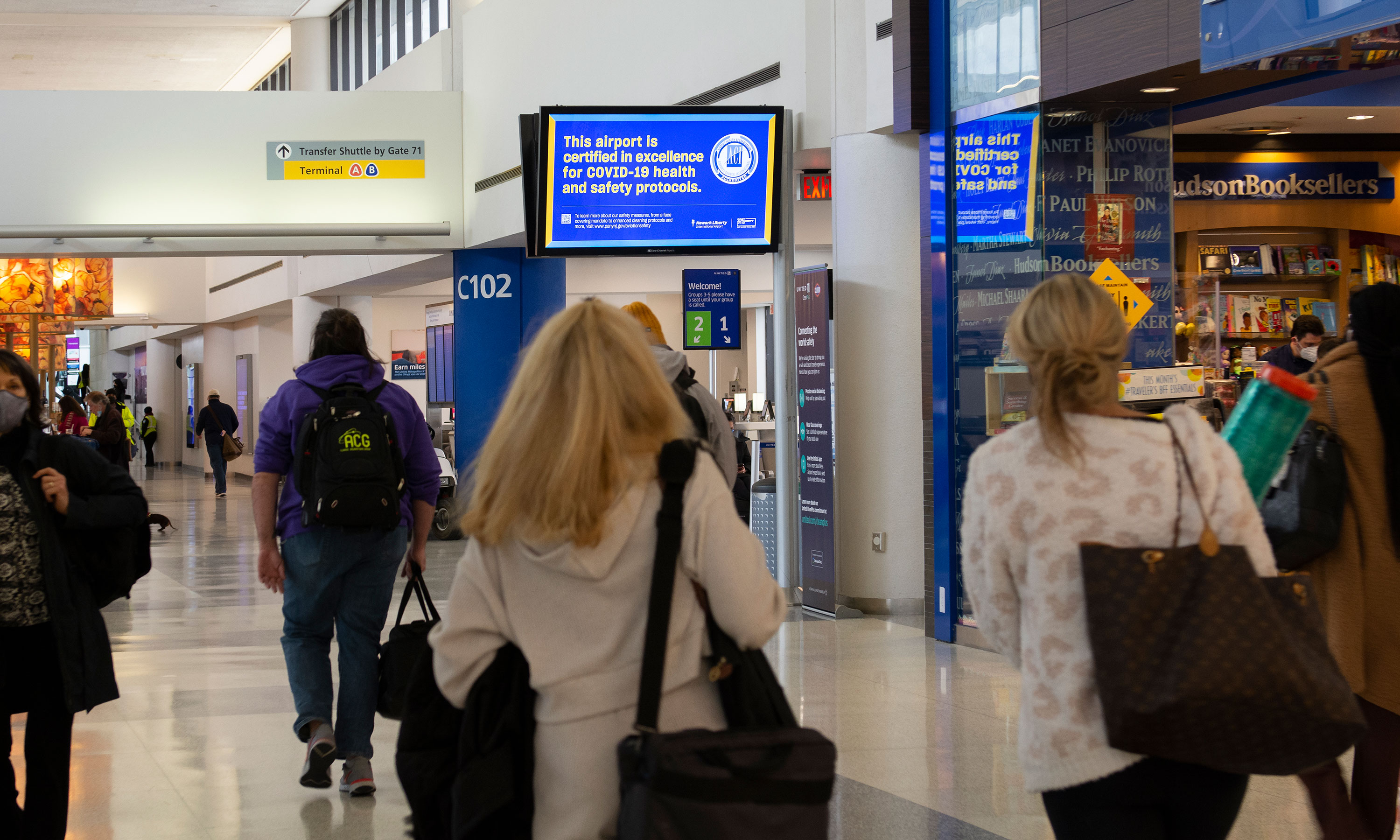 Clear Channel Airports - Newark Liberty International Airport