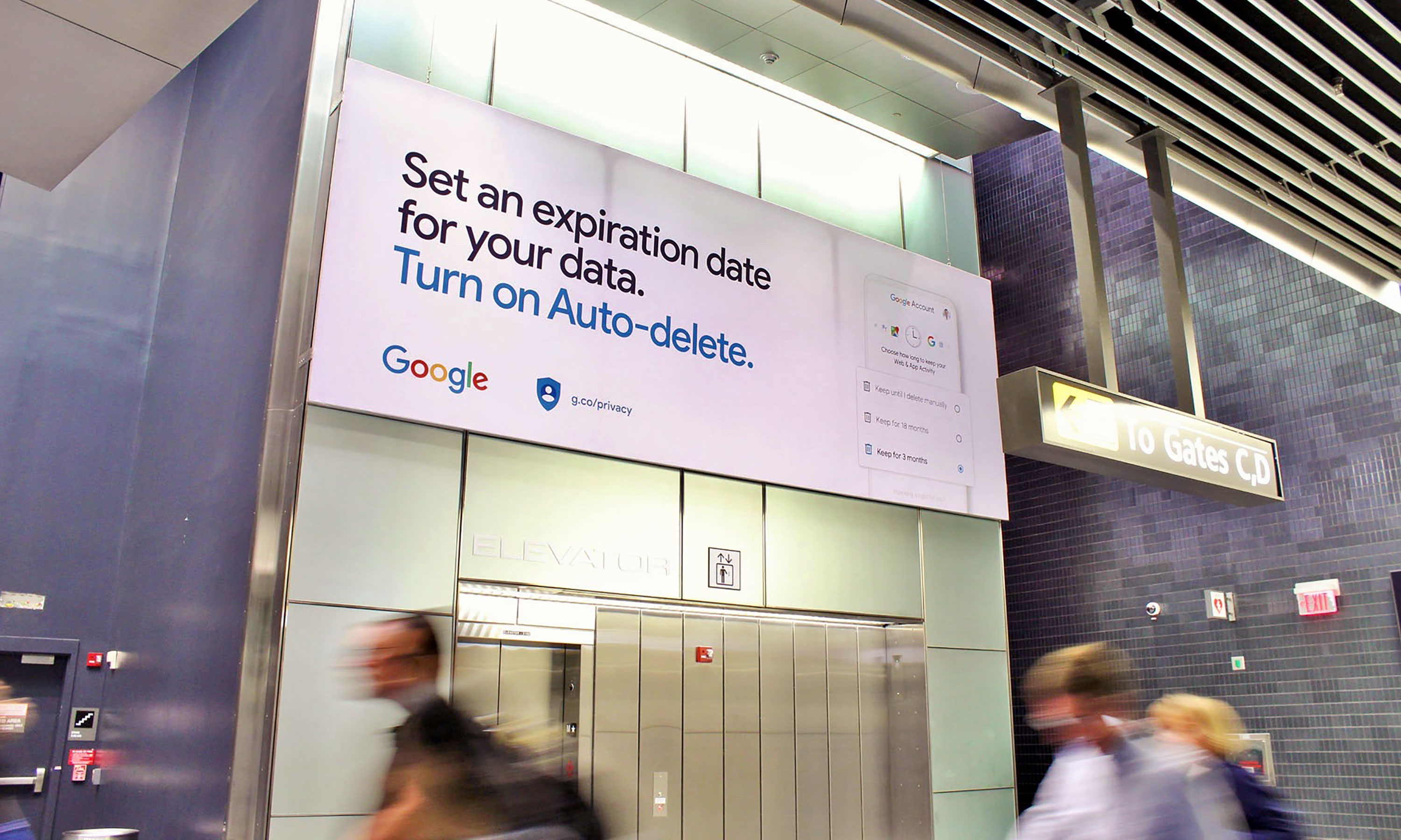 Clear Channel Airports Washington Dulles International Airport