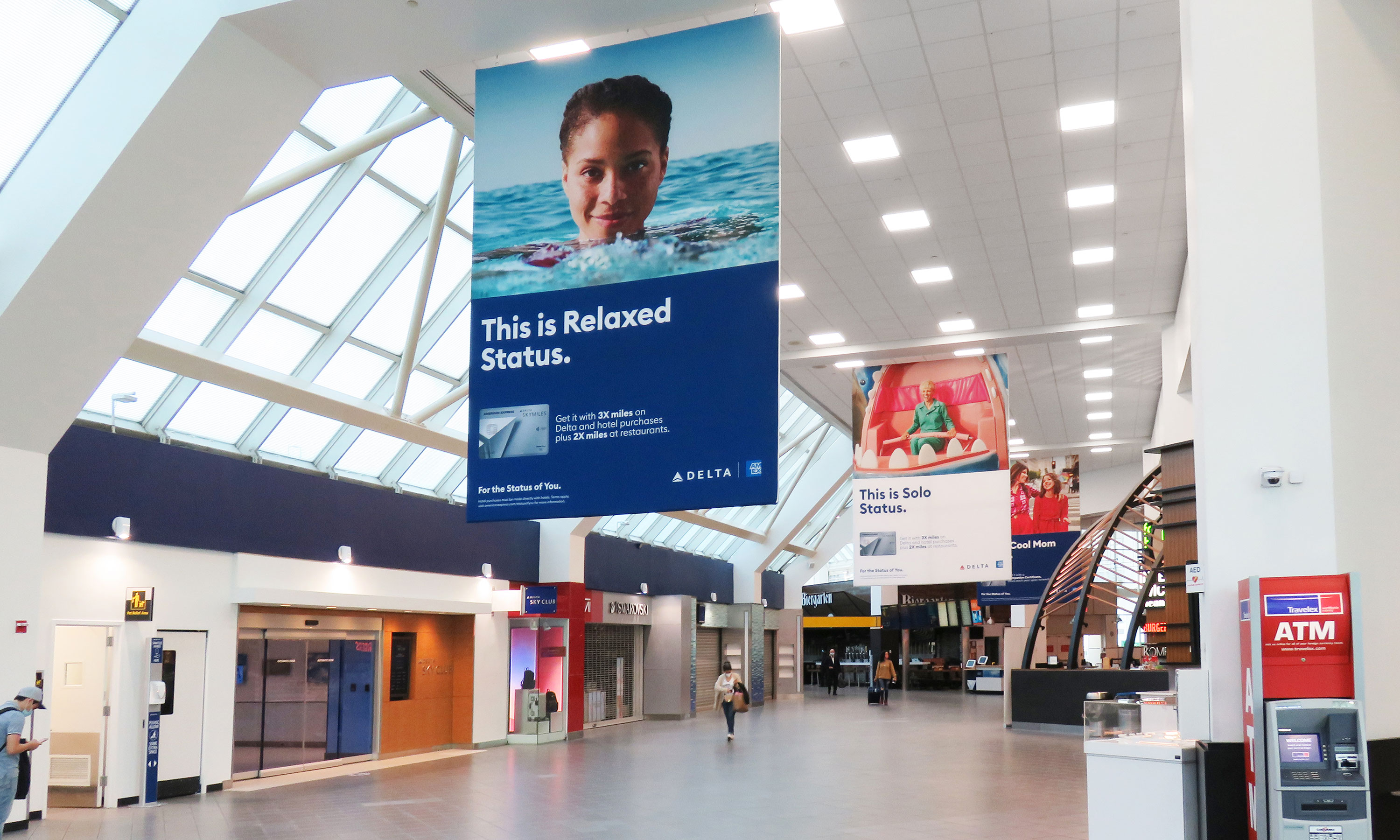 Clear Channel Airports LaGuardia Airport